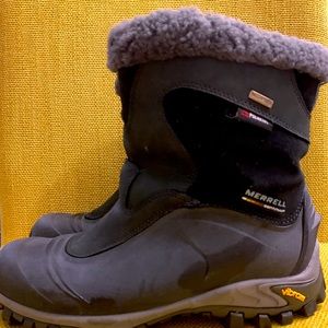 Boots-Size 8.5 Merrill waterproof winter boots with no slip tread.